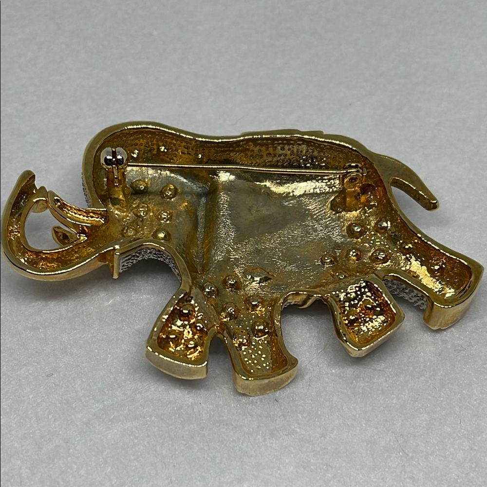 Exceptional Gold and Silver tone vintage large Elephant Brooch pin - Picture 6 of 13
